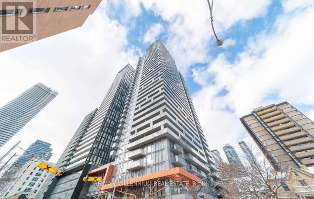 Property Photo:  28 Wellesley Street East 3001  ON M4Y 1G3 