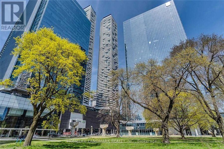 Property Photo:  88 Harbour Street 1201  ON M5J 0C3 