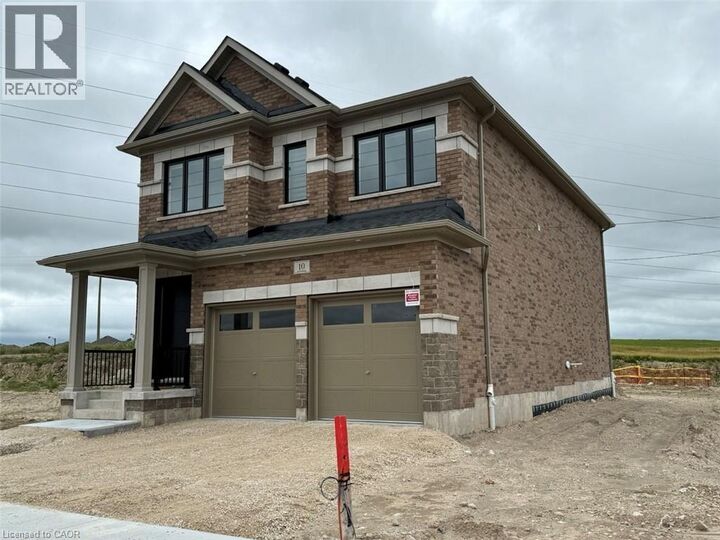 Property Photo: 10 Guernsey Drive Lower ON N2R 0T7