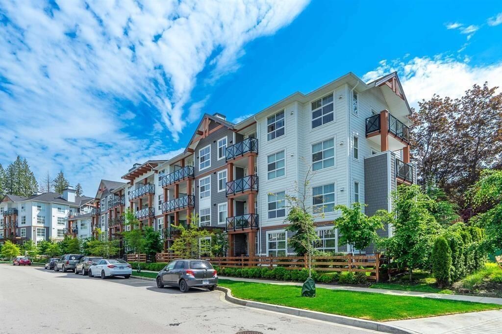 Property Photo:  14550 Winter Crescent  BC V4P 0G4 