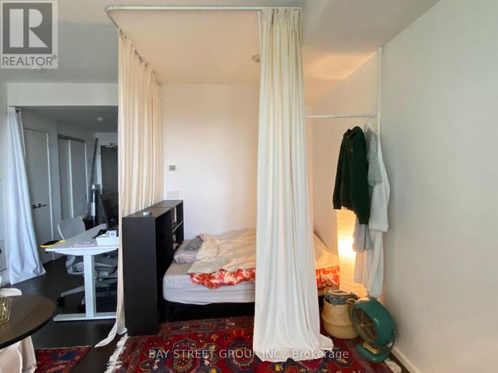 Property Photo:  101 Charles Street East 2909  ON M4Y 0A9 