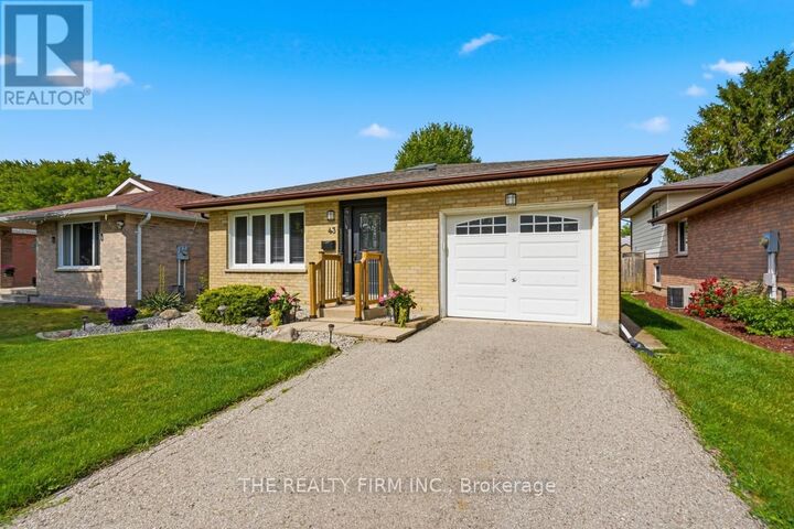 Property Photo: 43 Clara Crescent ON N6E 3G3