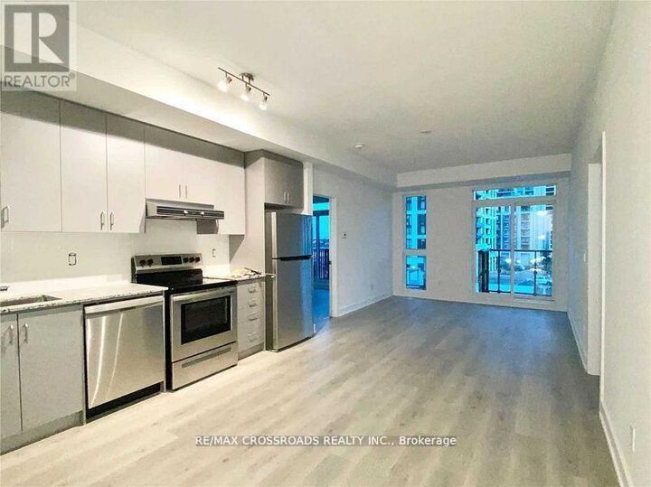 Property Photo:  1709 Bur Oak Avenue 307  ON L6E 0V7 
