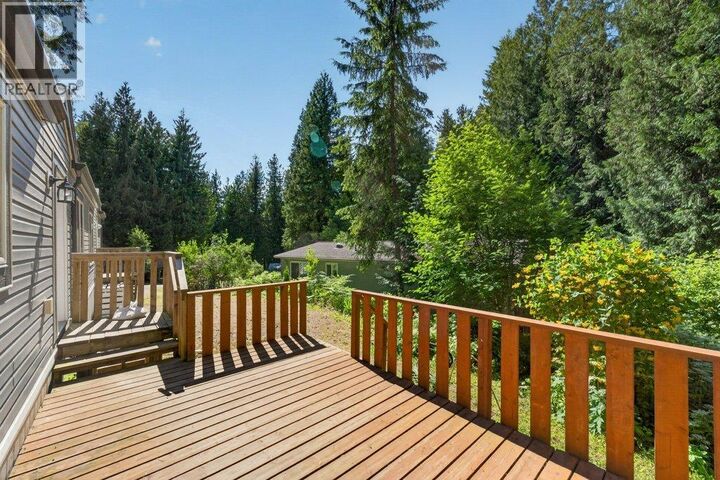 Property Photo: 5161 63 Avenue 23 BC V0E 1K0