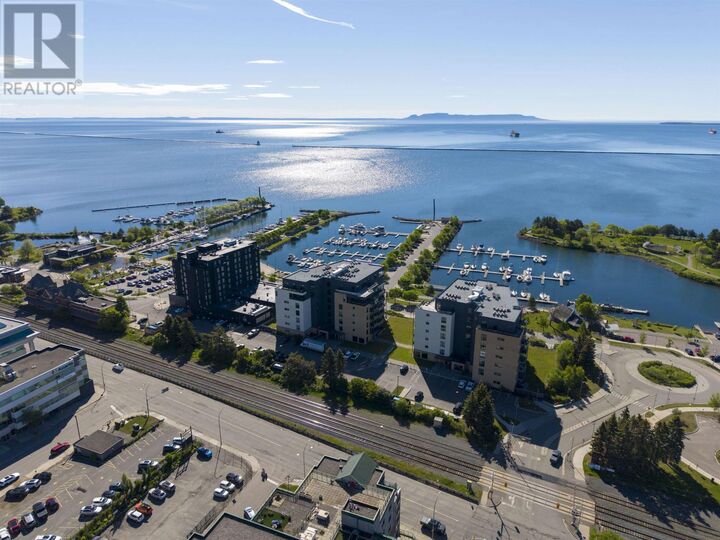 Property Photo: 2104 2260 Sleeping Giant Pkwy ON P7A 0E7
