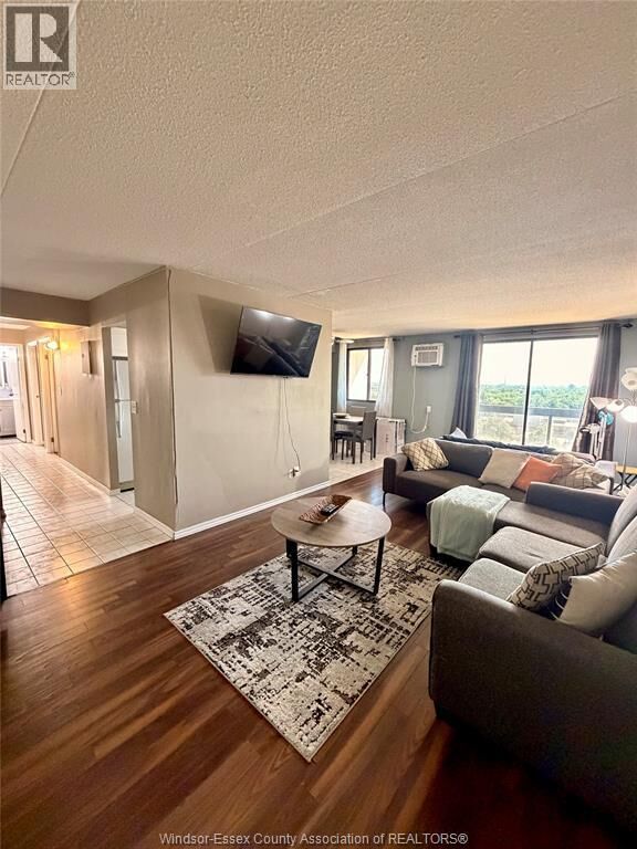 Property Photo: 150 Park Street 1413 ON N9A 7A2