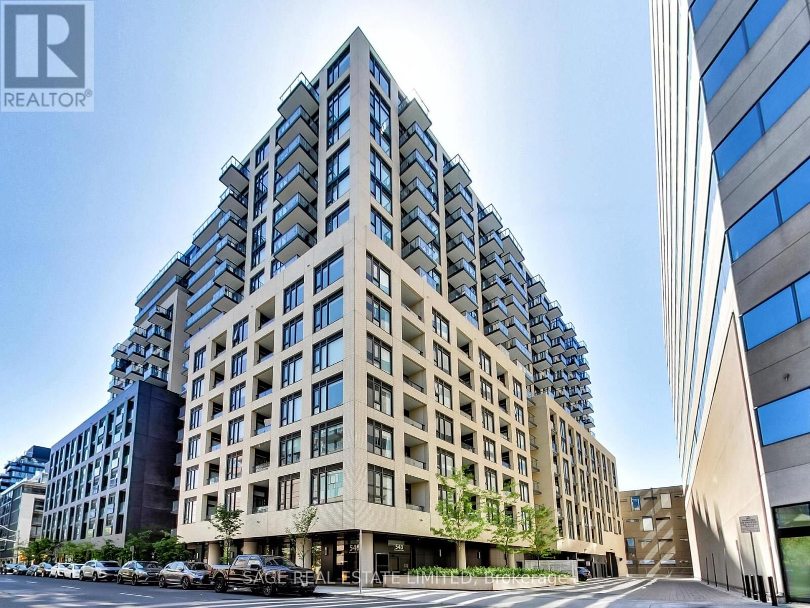 Property Photo: 543 Richmond Street West Ph15 ON M5V 0W9
