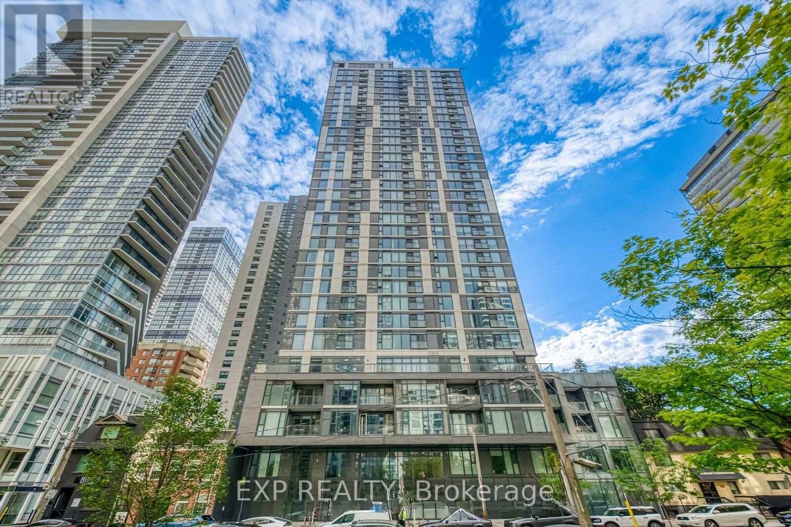 Property Photo: 65 Mutual Street 1502 ON M5B 0E5