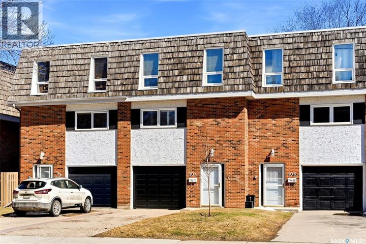 Property Photo: 104 Lockwood Road SK S4S 3G2