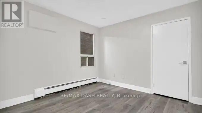 Property Photo:  7 Thorburn Avenue 101  ON M6K 1C4 