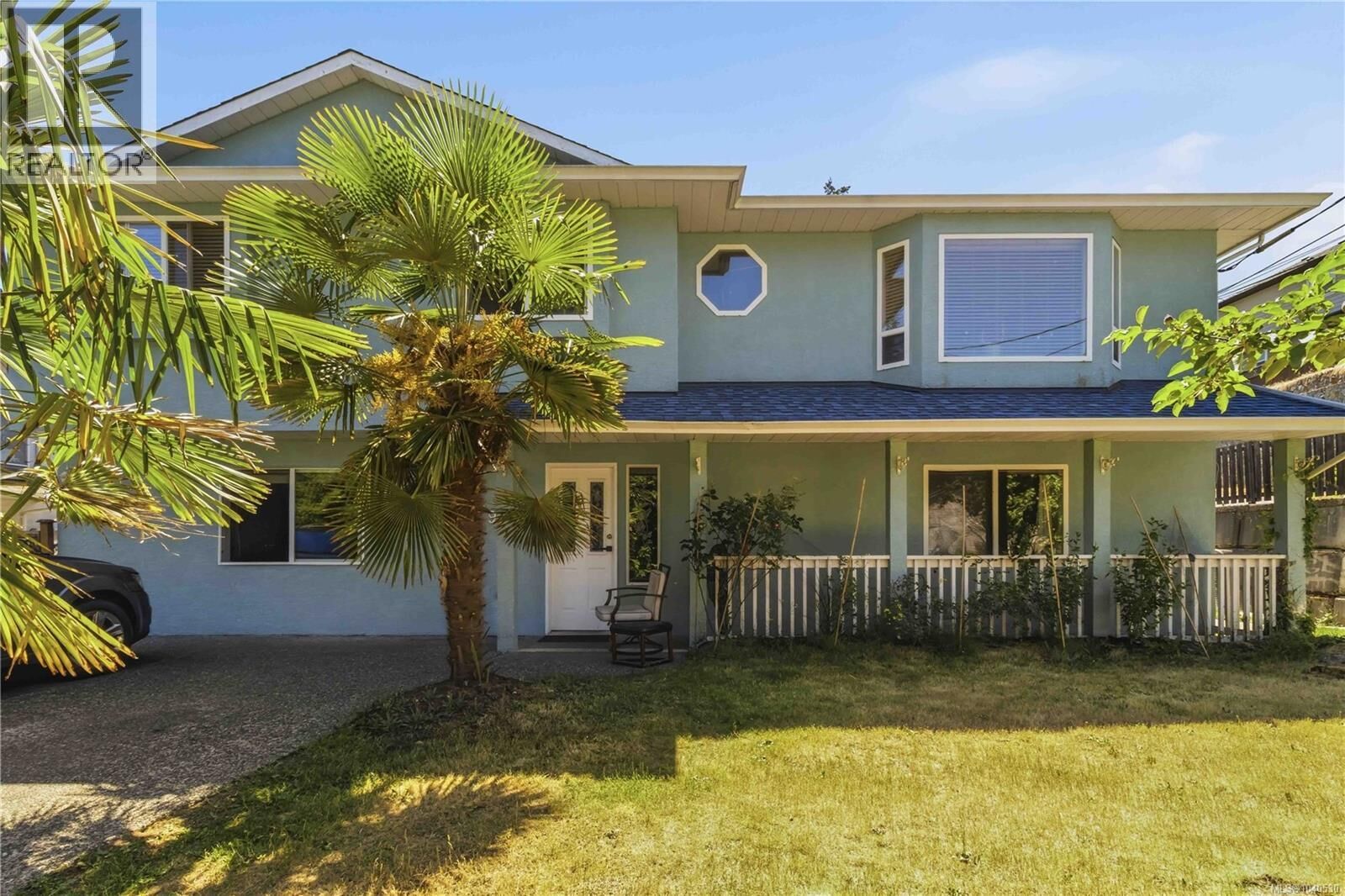 Property Photo:  2594 Buckler Avenue  BC V9B 5V3 