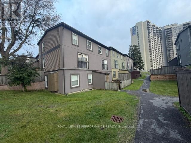 Property Photo:  1250 McWatters Road 22  ON K2C 3P5 