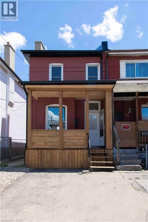 Property Photo:  36 Fullerton Avenue  ON L8L 6G8 