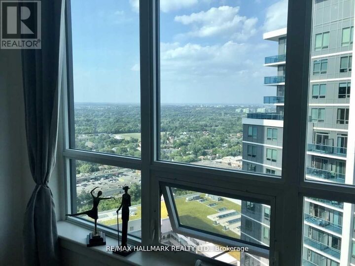 Property Photo: 7161 Northeast Yonge Street North 2432 ON L3T 0C8