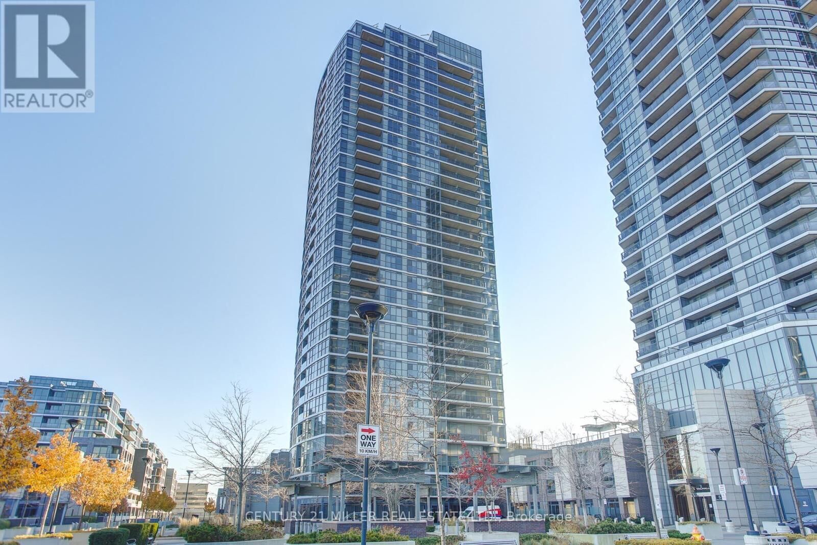Property Photo:  9 Valhalla Inn Road 505  ON M9B 0B2 