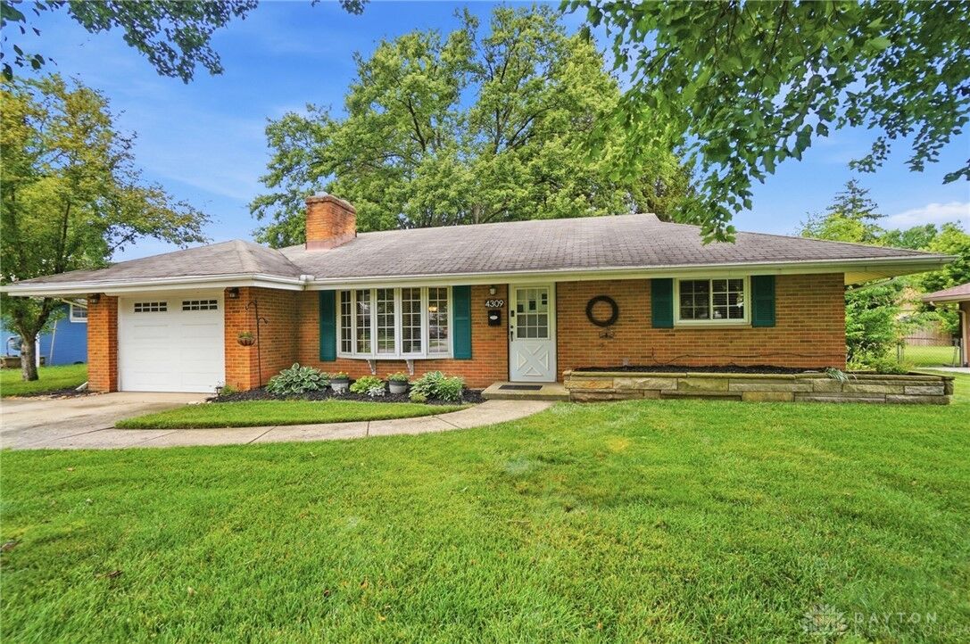 Property Photo:  4309 Maxlin Road  OH 45429 