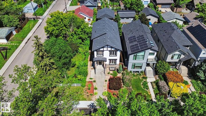 Property Photo:  9654 83 Avenue NW  AB T6C 1C2 