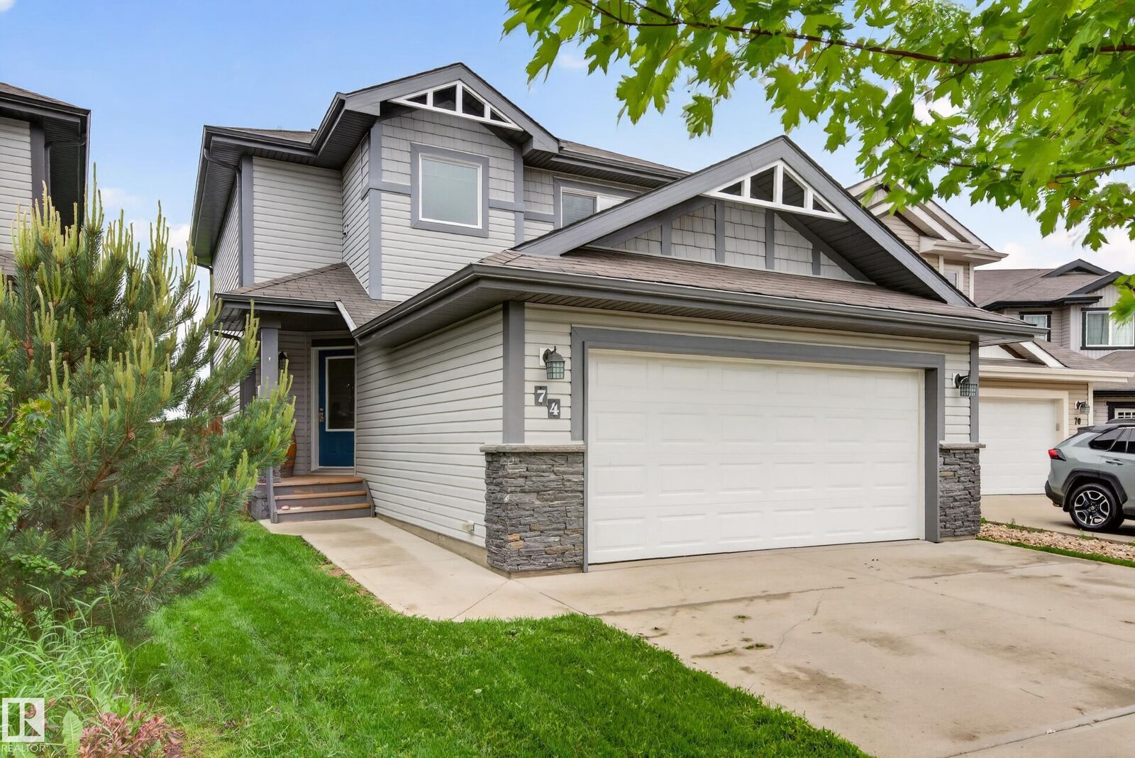 Property Photo: 74 Santana Crescent AB T8L 0N8