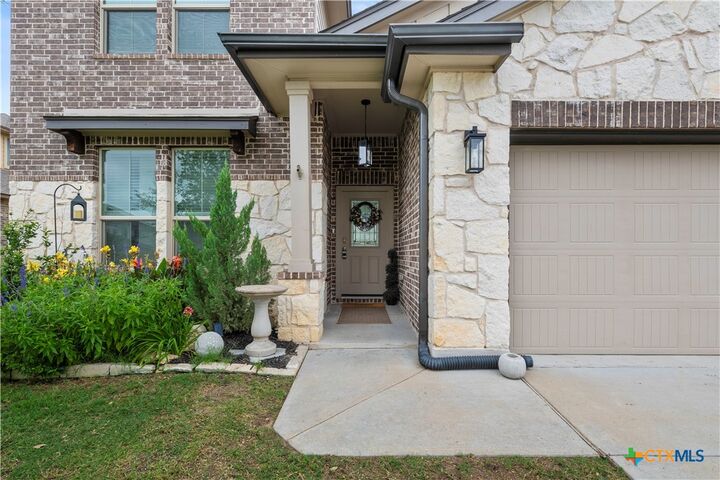 Property Photo: 5012 Colina Drive TX 76549