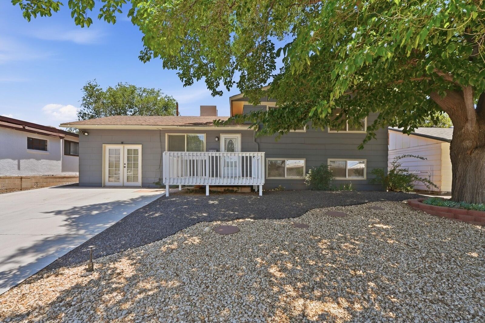 Property Photo: 2722 June Street NE NM 87112