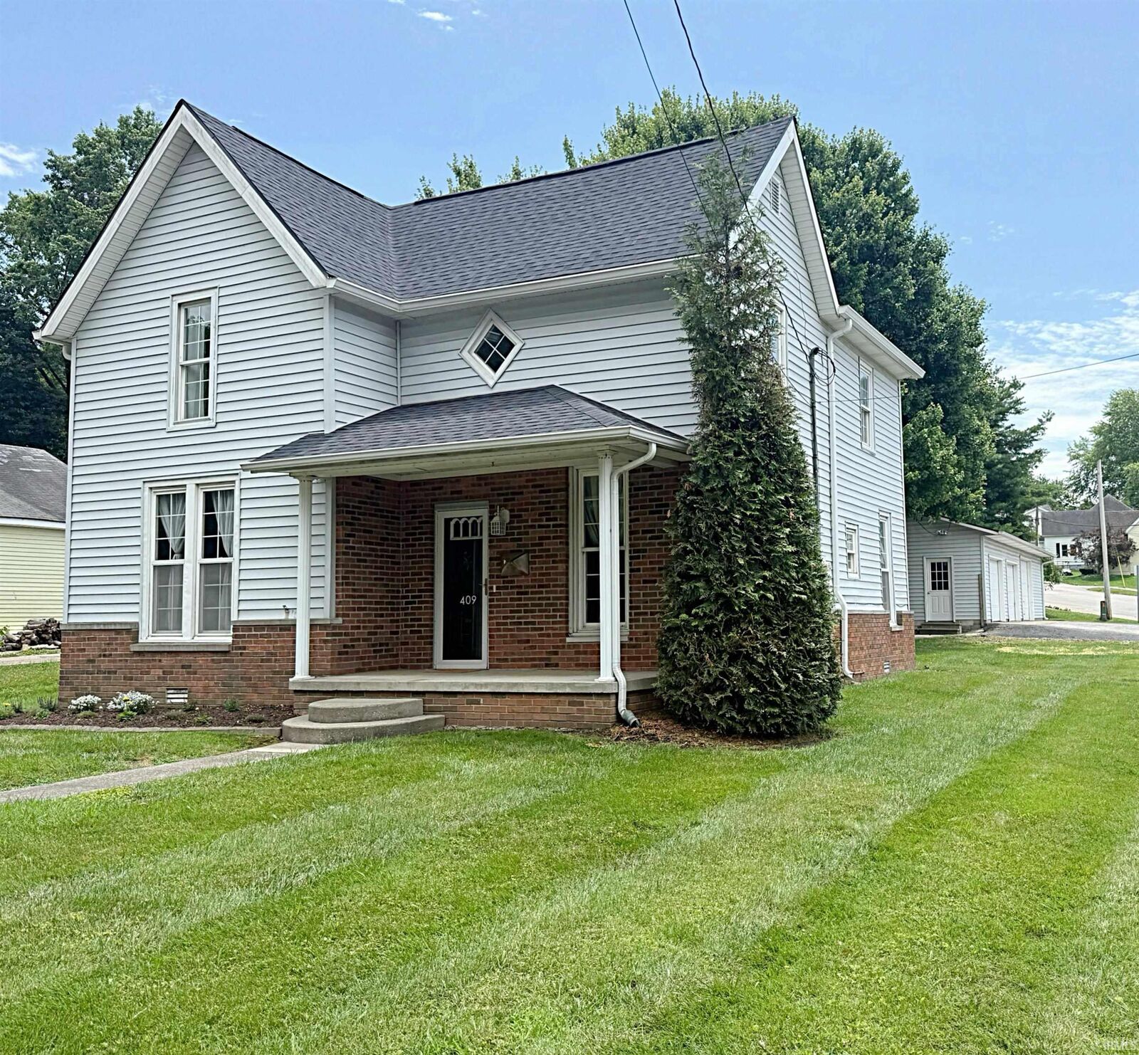 Property Photo: 409 Butcher Boulevard IN 47553