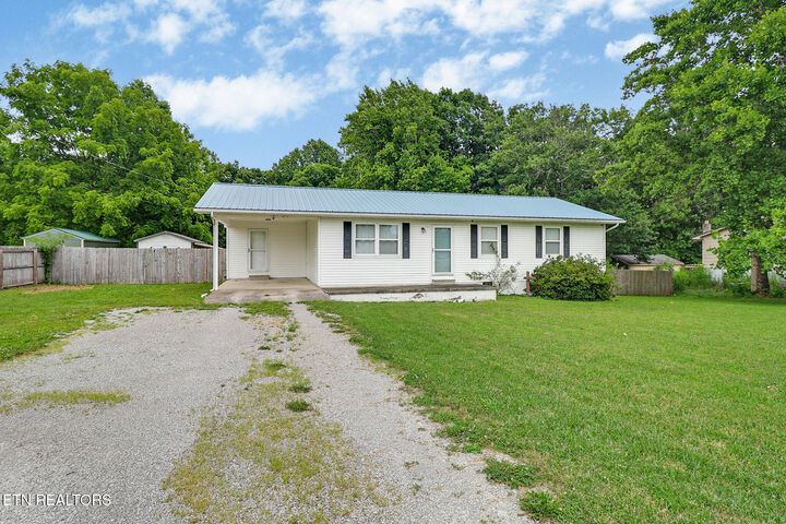Property Photo: 111 Meadow Creek Drive TN 38572