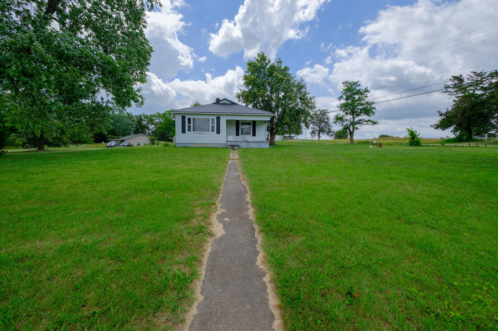 Property Photo: 5246 Highway 235 KY 42544