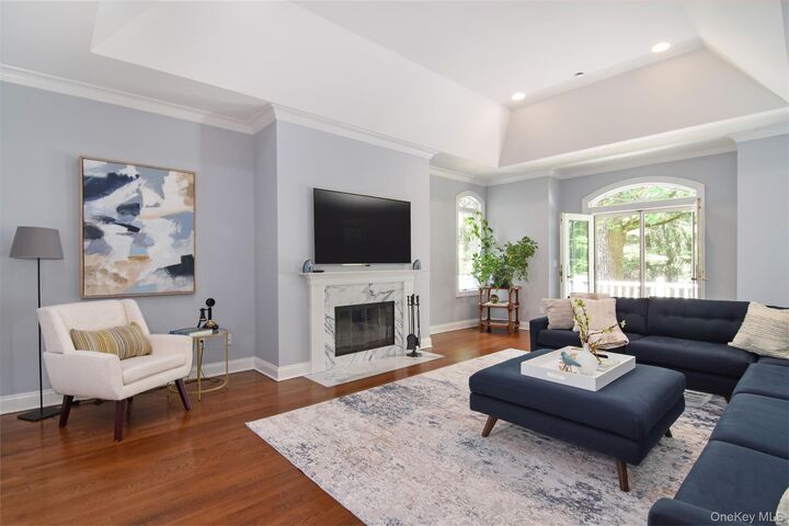 Property Photo:  29 Halsey Pond Lane  NY 10533 