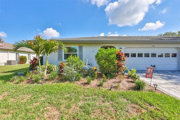Property Photo:  1403 Langley Drive  FL 33573 