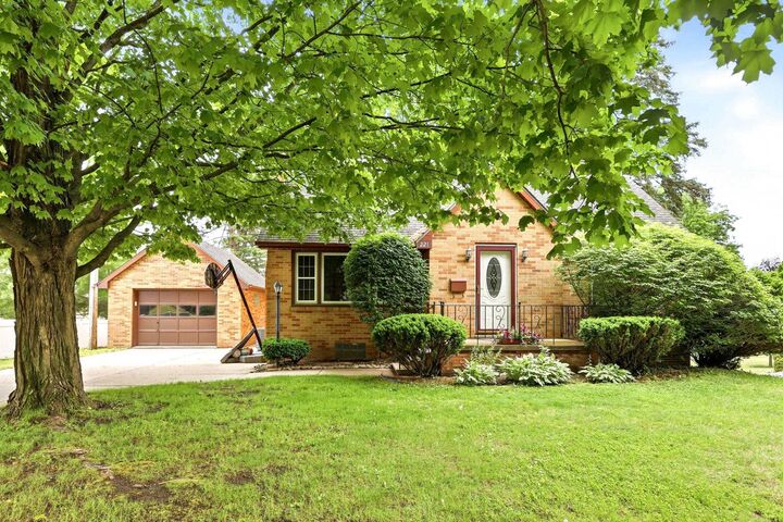 Property Photo:  221 Saginaw Street  MI 48768 