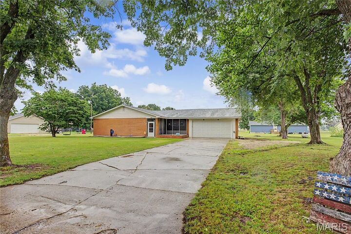 Property Photo: 210 Sherrie Drive MO 63801