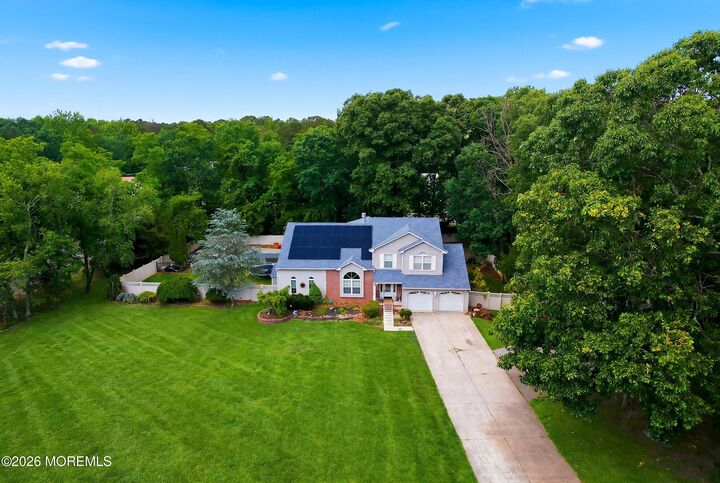 Property Photo:  2 Persimmon Drive  NJ 08527 