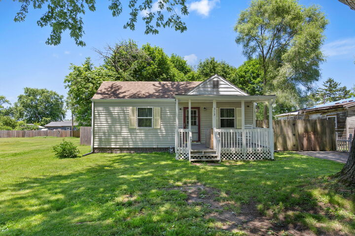 Property Photo: 313 Elizabeth Street MI 49107
