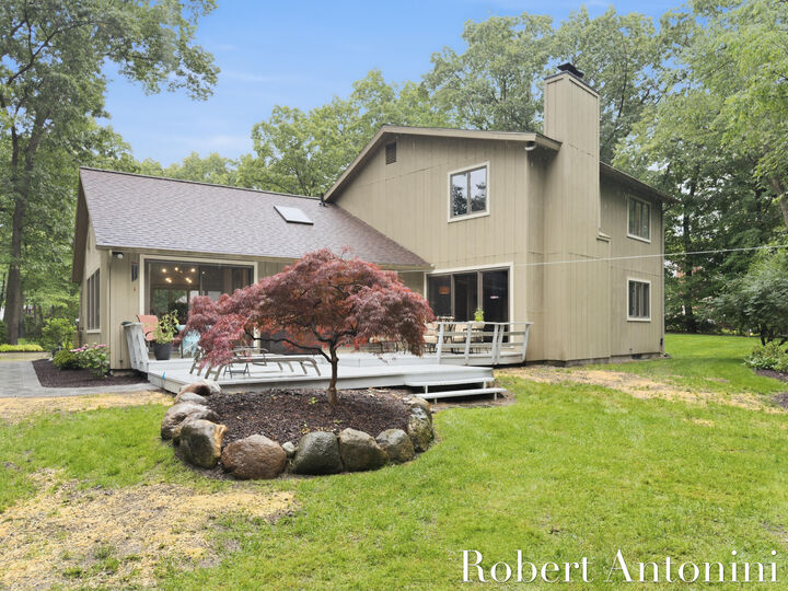 Property Photo: 1708 Mont Rue Drive SE MI 49546