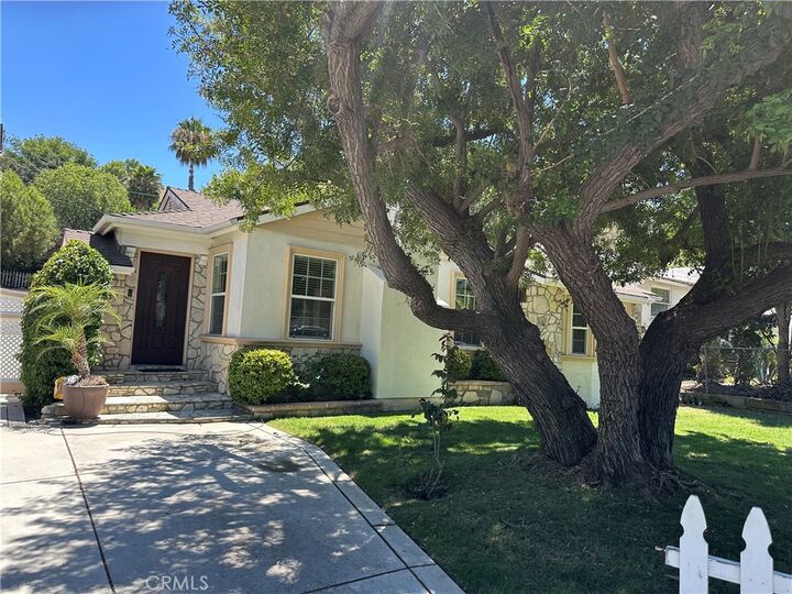 Property Photo: 5322 Don Pio Drive CA 91364