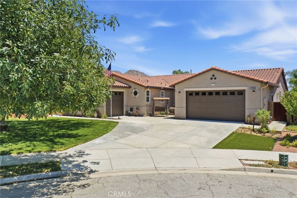 Property Photo:  28382 Beacon Bay Circle  CA 92585 