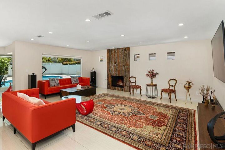 Property Photo: 5441 Curie Way CA 92122