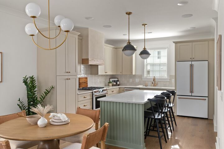 Property Photo:  504 Edwin St 38  TN 37207 