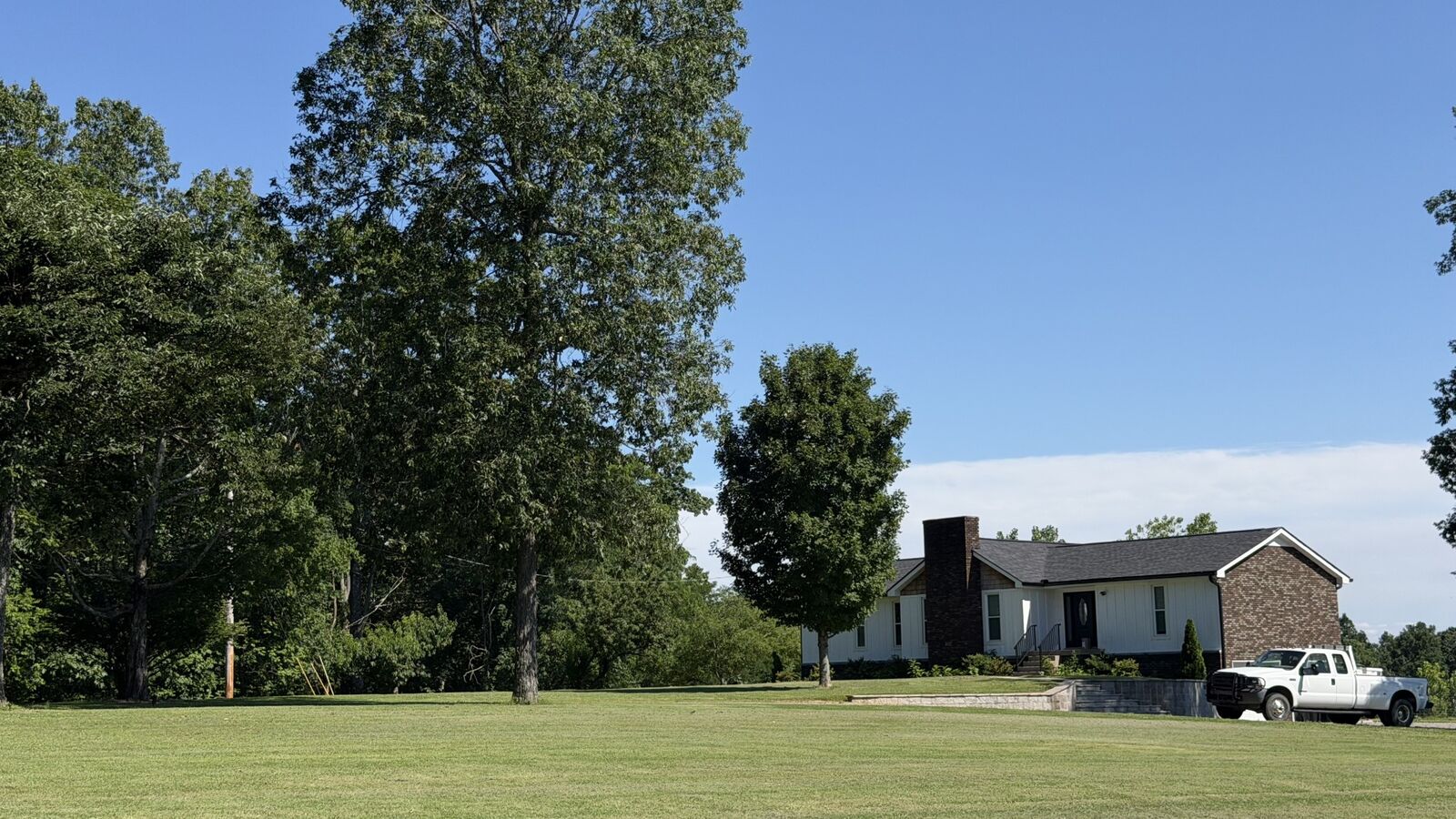 Property Photo:  7605 Darby Rd  TN 37072 