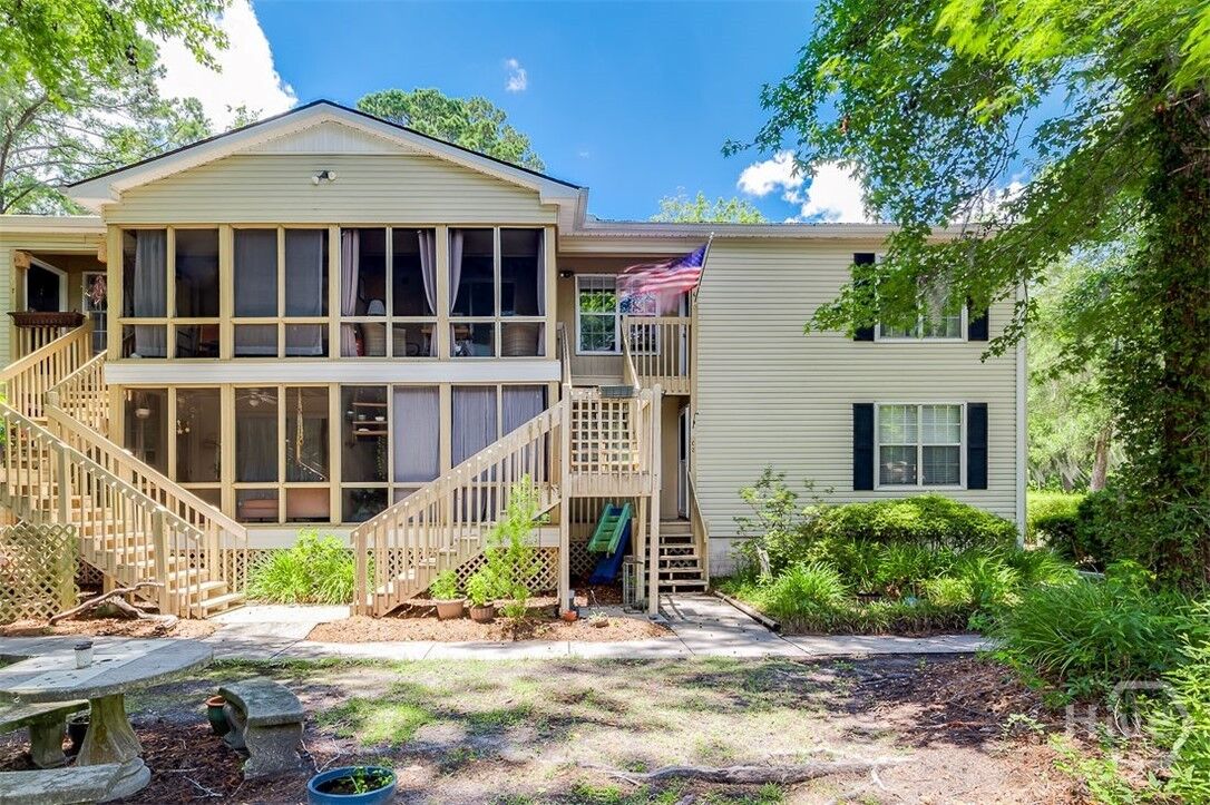 Property Photo: 401 N Cromwell Road C6 GA 31410