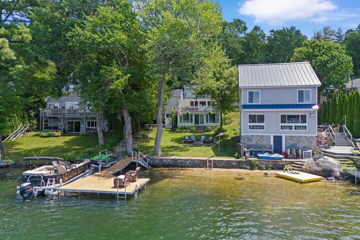 Property Photo:  62 Turtle Rock Road  NH 03087 