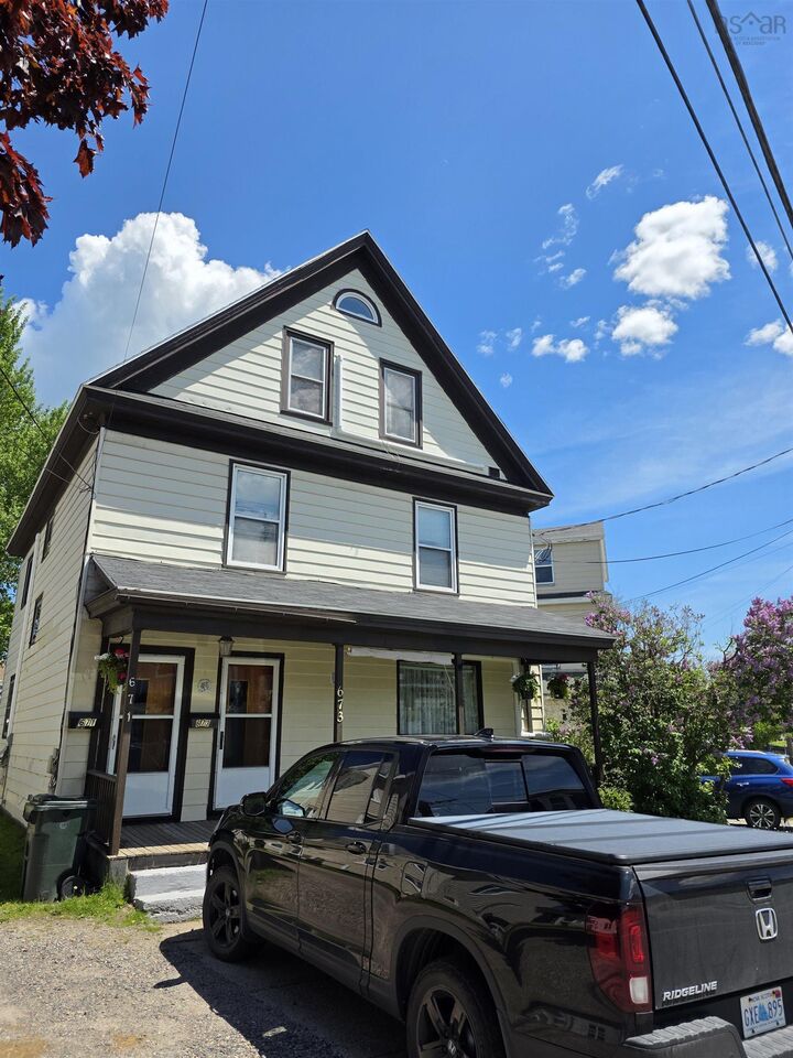 Property Photo: 673 George St Street NS B1P 1L2