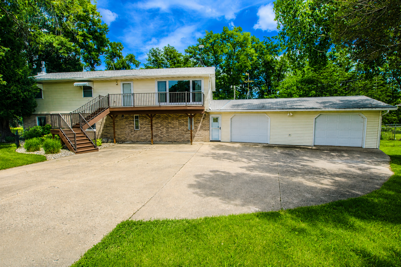 Property Photo:  8691 County Road 11 NE  MN 56308 