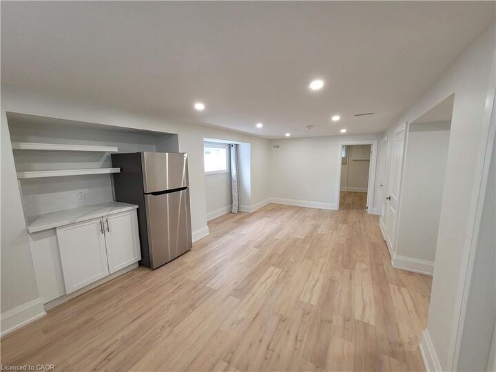 Property Photo: 38 Rendell Boulevard ON L8T 3P3