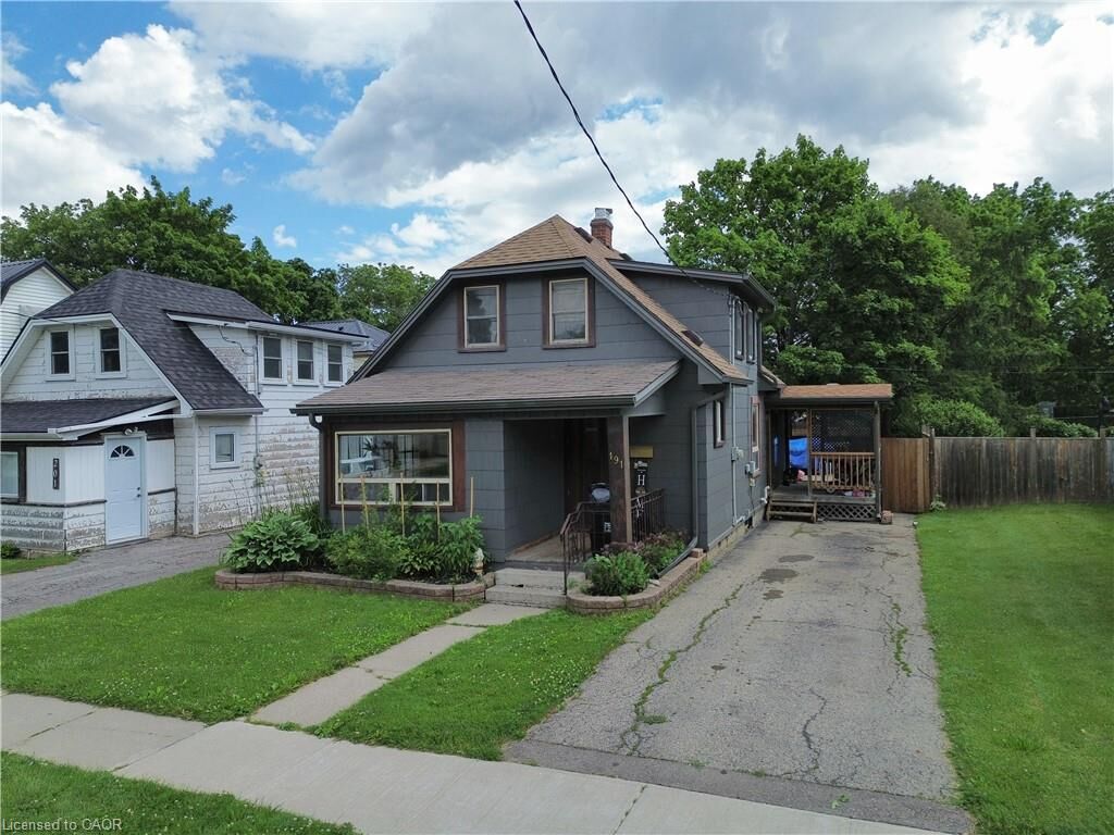 Property Photo:  191 Queen Street N  ON N3Y 3Y7 