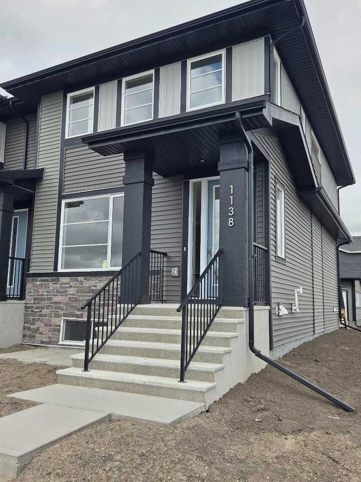 1138 Cobblestone Boulevard SW — photo 1