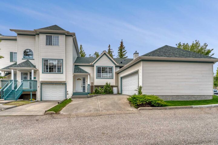 15 Rocky Ridge Gate NW 1 — photo 1