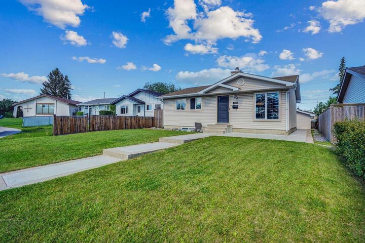 Property Photo: 1527 Maitland Drive NE AB T2A 5V2