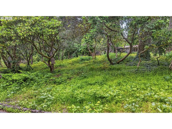 Property Photo: SW 16th Dr OR 97219