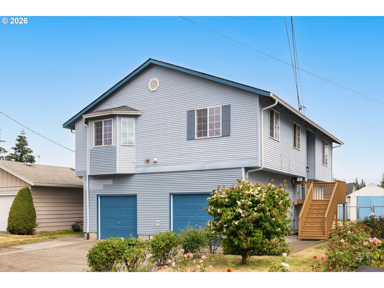 Property Photo: 12037 SE Raymond St OR 97266